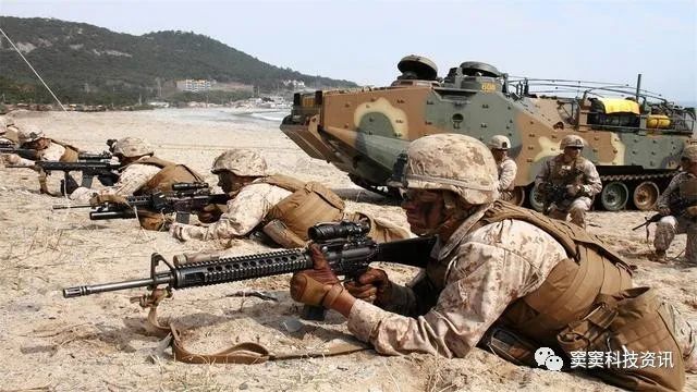 中美之间最先爆发海上战争？美军陆战队前军官认为加强海军的建设(图1)