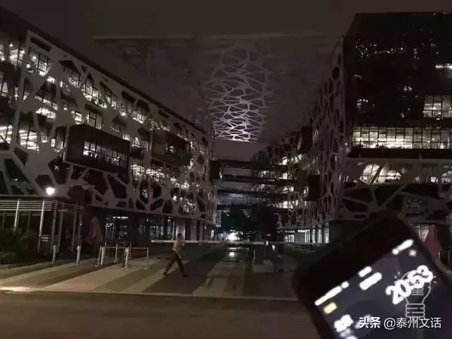 华为阿里下班点曝光：所有光鲜，都有加班的味道(图27)