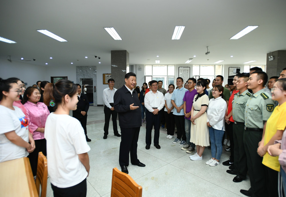 开学了，总书记这些嘱咐要记牢(图1)